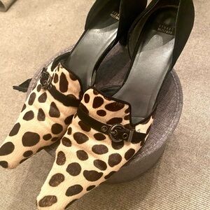 Stuart Weitzman Black and Tan Heels